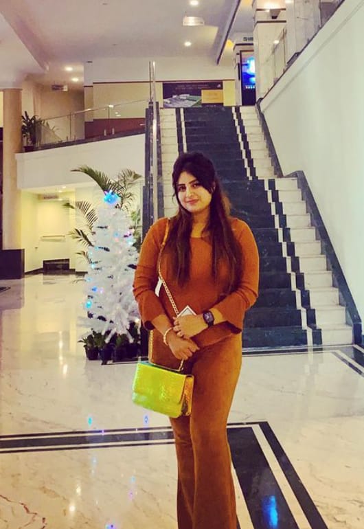  call girl Phoenix Mall